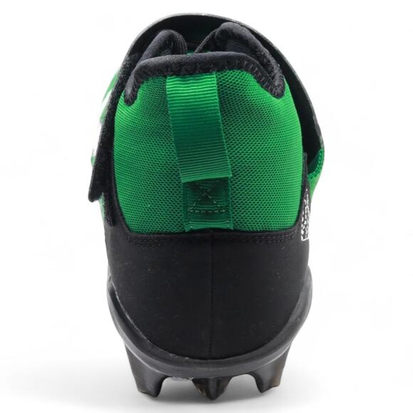 Athletic_Shoes